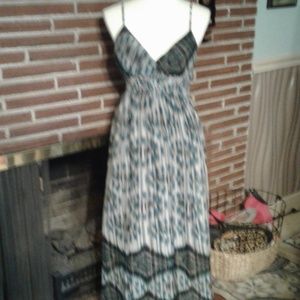 V Neck Maxi Dress